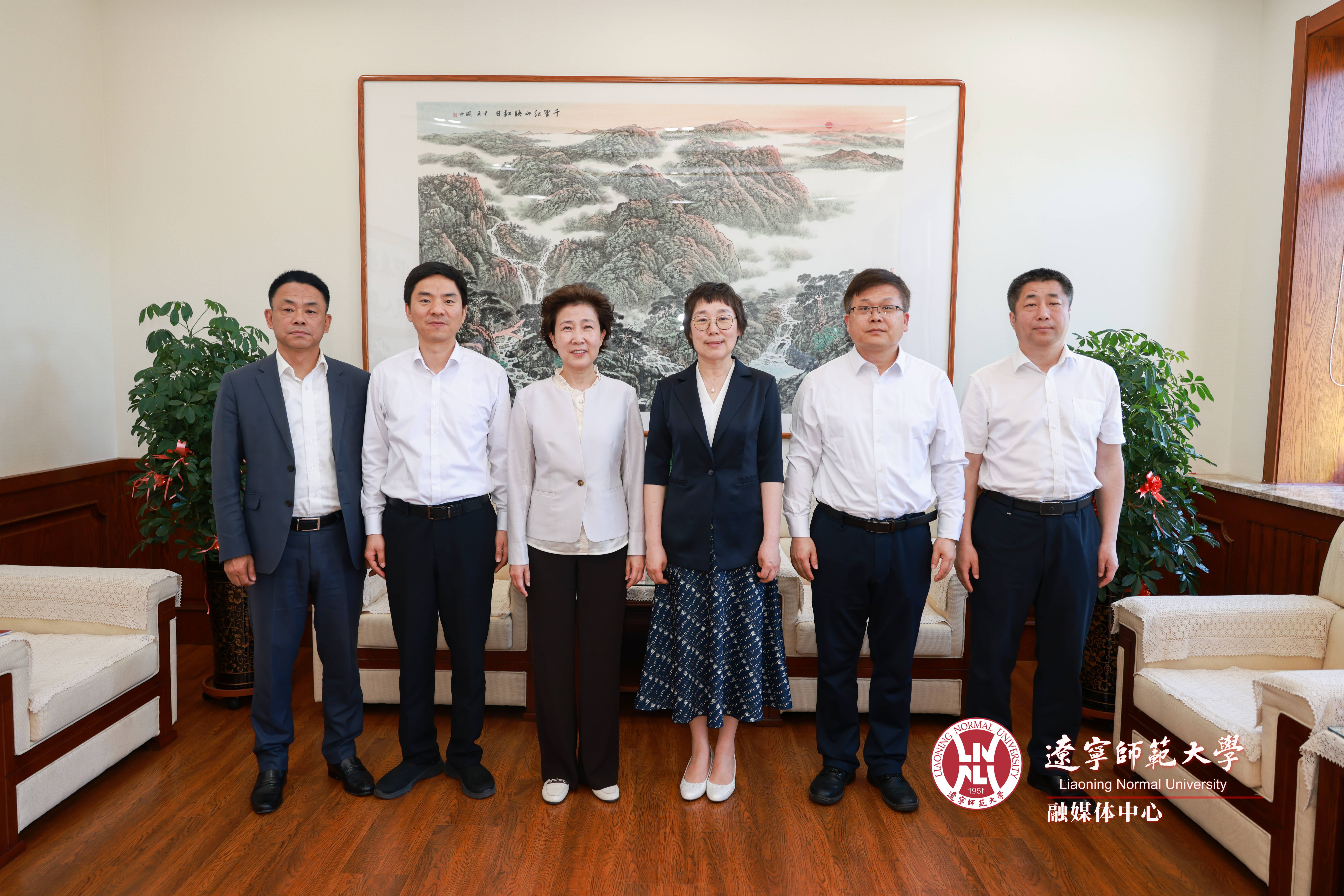 大连市委常委、统战部部长徐广湘来校调研